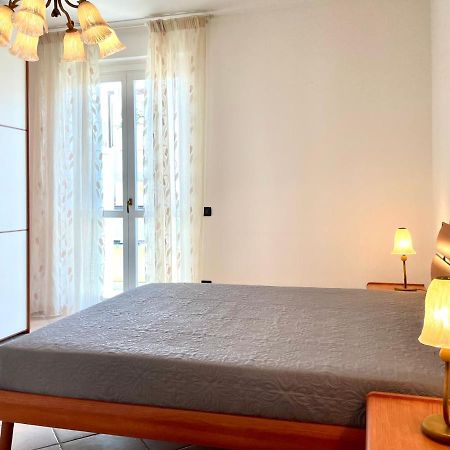 Sunset Boutique Apartment Marina di Massa Exterior photo